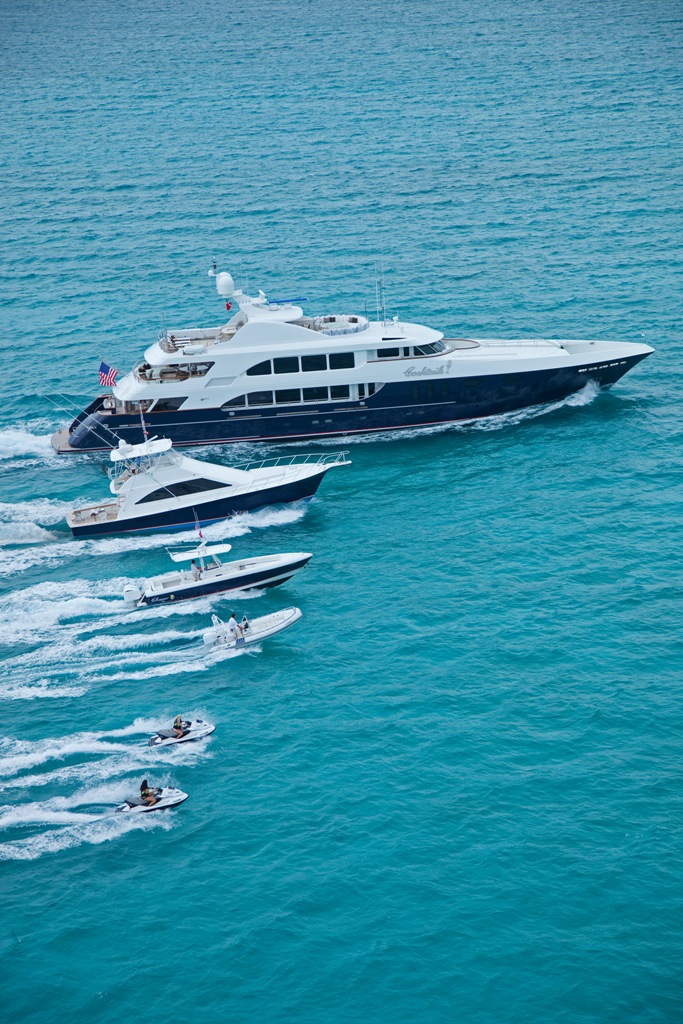 Yachts Image Gallery Yacht COCKTAILS By Trinity Yachts Profile With Watertoys Illusion